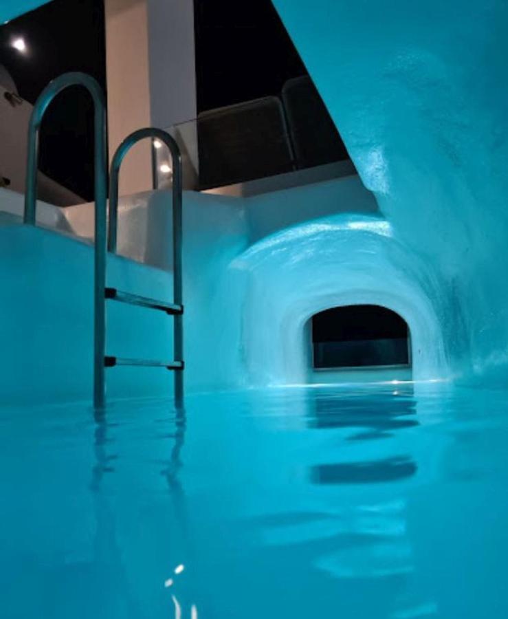 Hyperion Oia Suites Extérieur photo